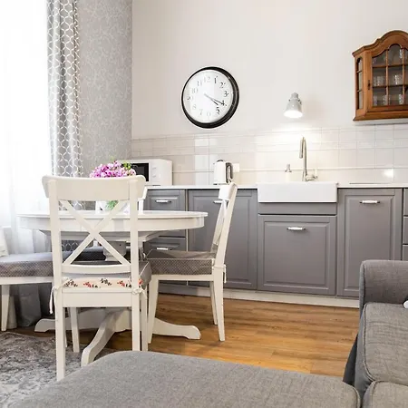 Апартаменты Househost :zacisze Street Краков